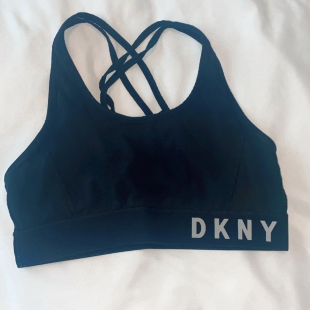 🖤🤍DKNY🤍🖤 sports bra